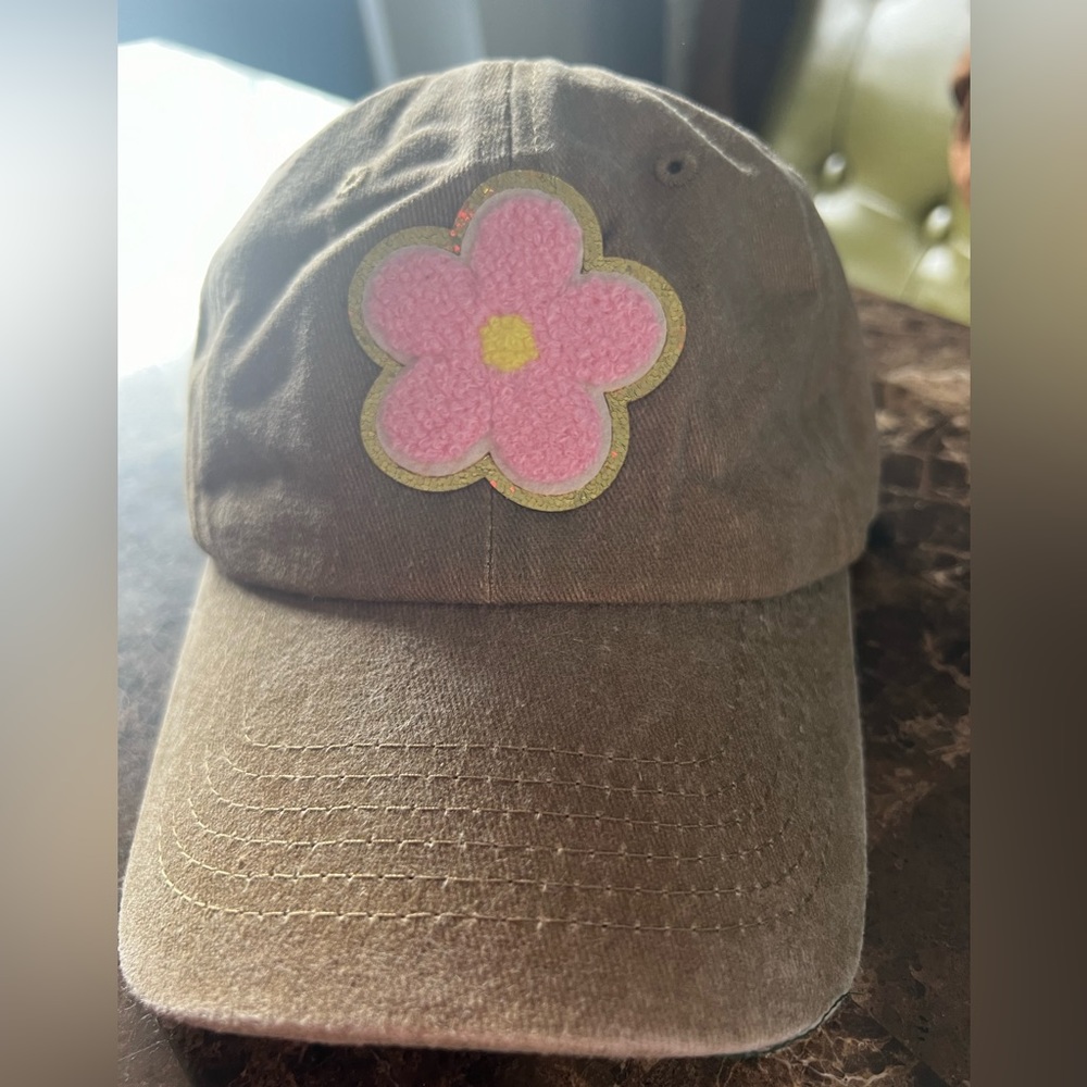 Neutral colored ball cap with pink flower patch, New